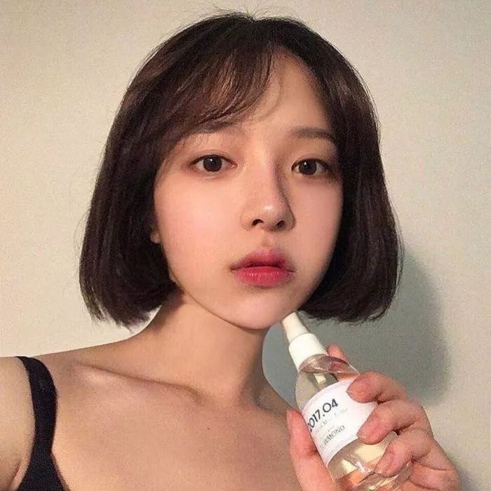 时尚潮流下的多元表达,最新短发发型图片女 2024年精选