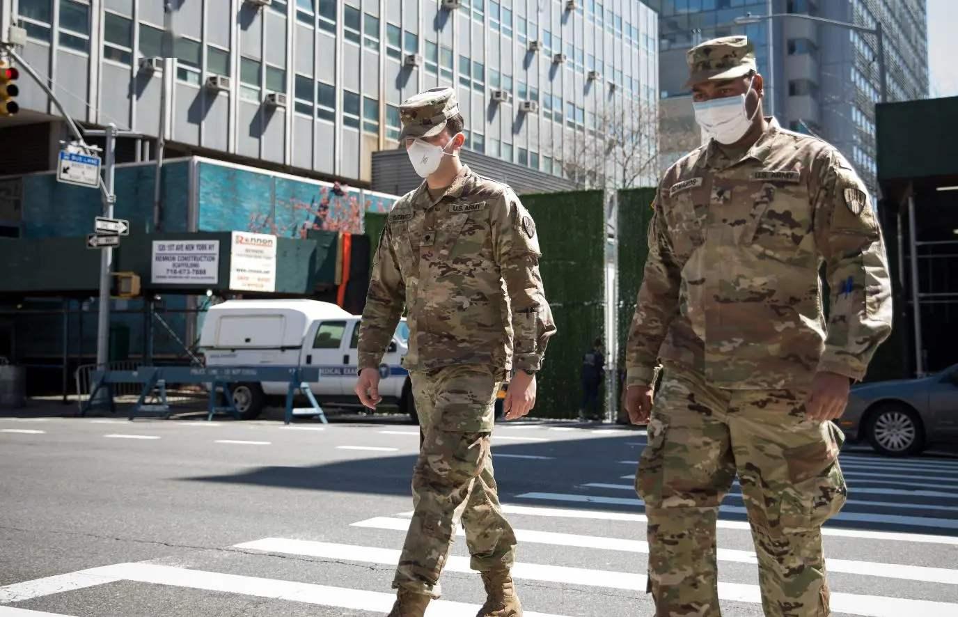 全球最新疫情动态与小巷神秘特色小店的独特故事