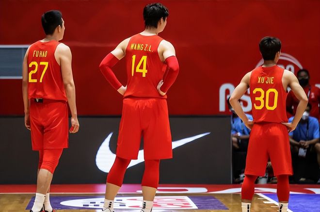 杜锋最新更衣室,友情与欢笑的私密空间