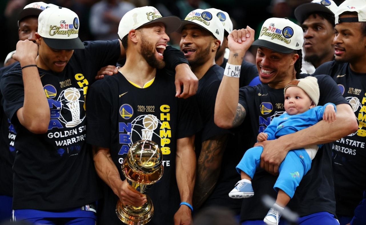 湖人最新签约，科技与篮球的融合重塑体验！