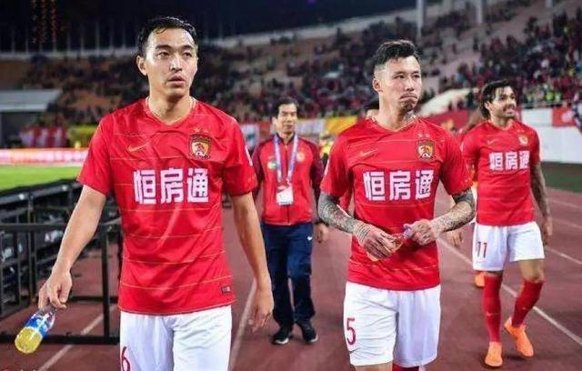 鞠枫的最新动态,变化中的力量与自我成长的自信与成就感