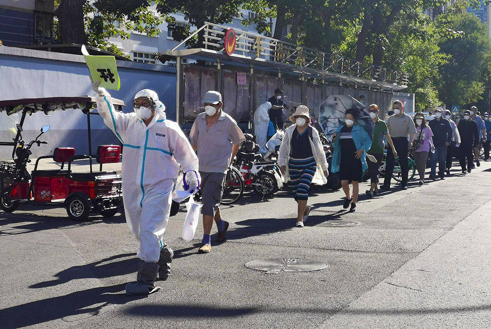 北京疫情最新动态与出京决策观点论述