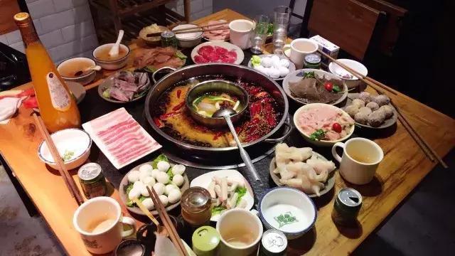 最新超赞火锅店测评揭秘，美味之旅，不容错过！