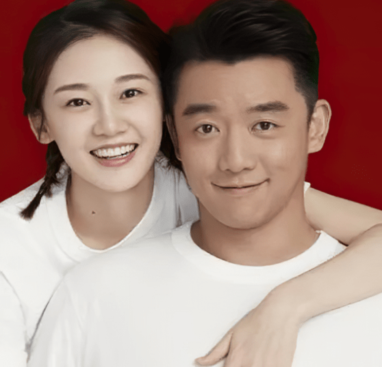 郑恺苗苗婚礼,变化、自信与成就感的交响曲,最新浪漫盛事揭晓