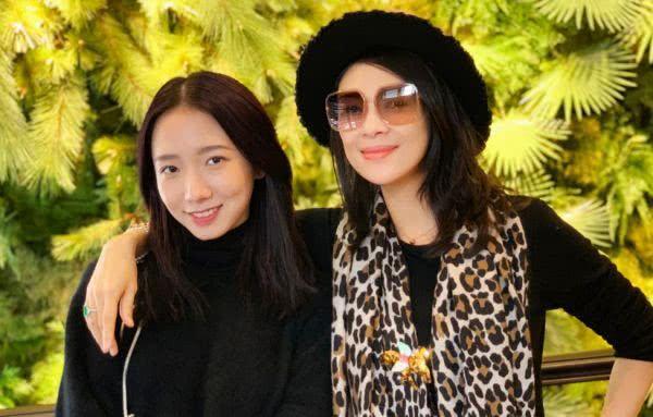 与明星聊天的详细步骤指南，从入门到精通的实用建议