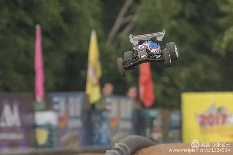 子弹车比赛,速度与激情的极致展现之战