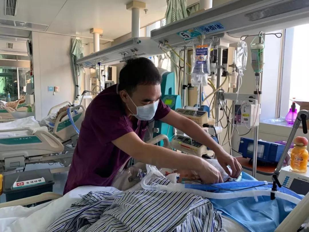 盛京医院APP最新版，探索医疗美景，寻找内心平和的旅程