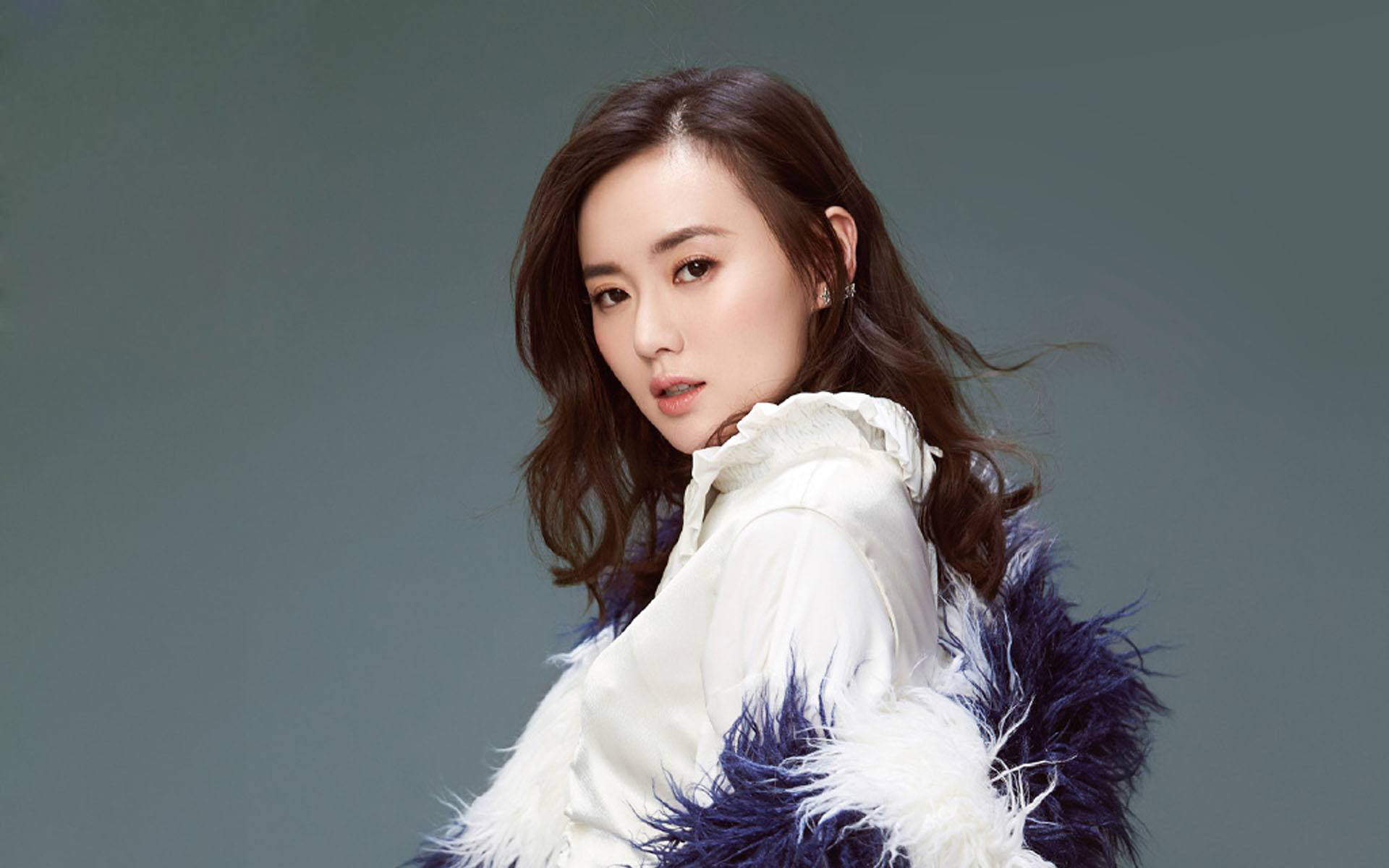 江铠同,从舞台到荧屏的自信成长与成就的力量