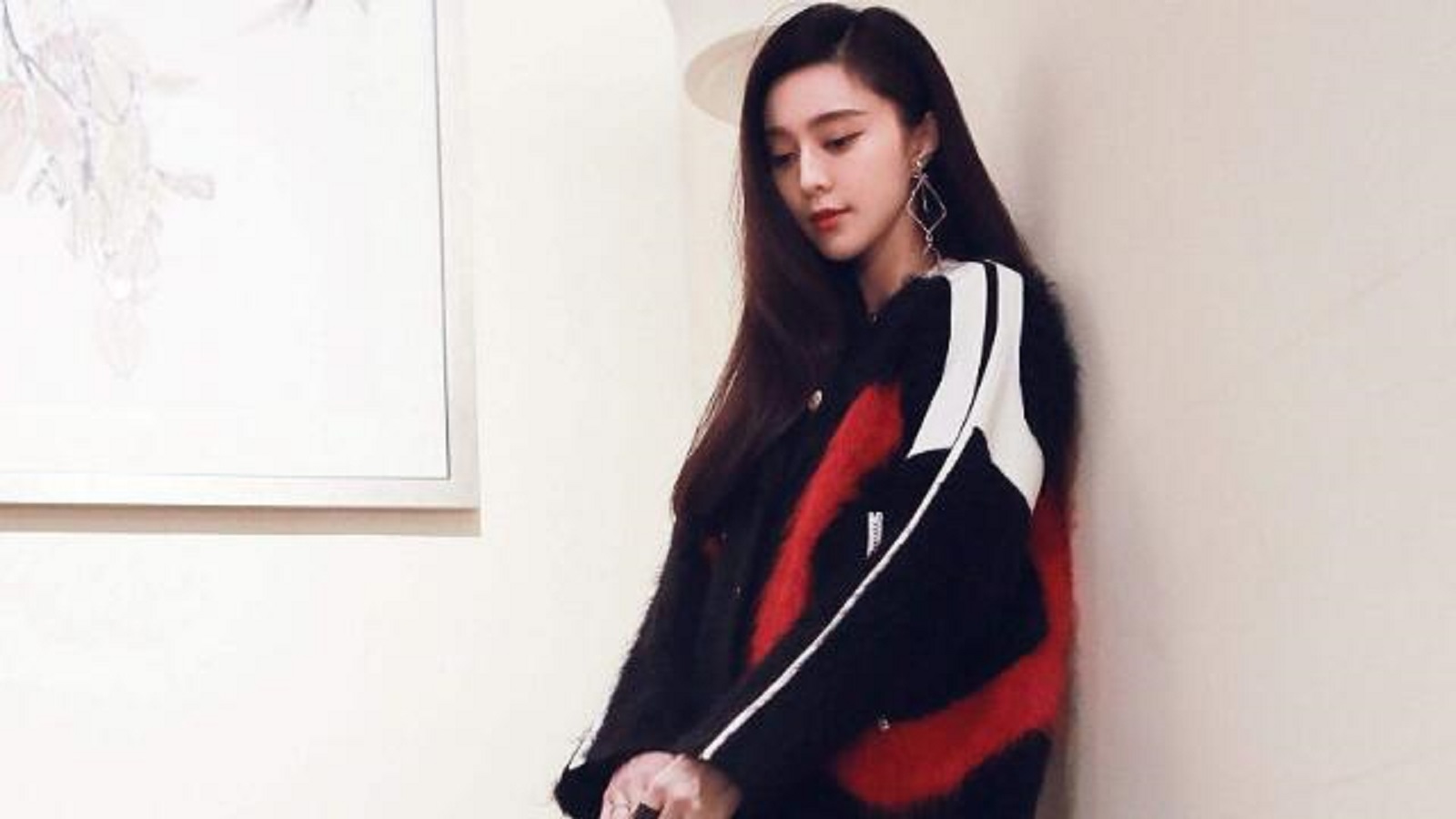 范冰冰偷税新进展,范冰冰偷税事件新进展,小巷深处的特色小店探秘