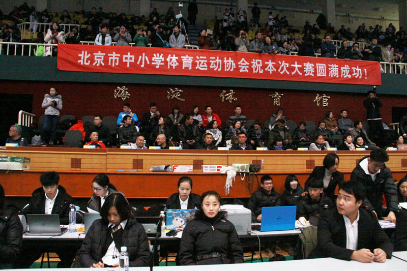 啦啦操比赛新闻稿,​​啦啦操比赛新闻稿激情燃烧，啦啦操舞动青春！