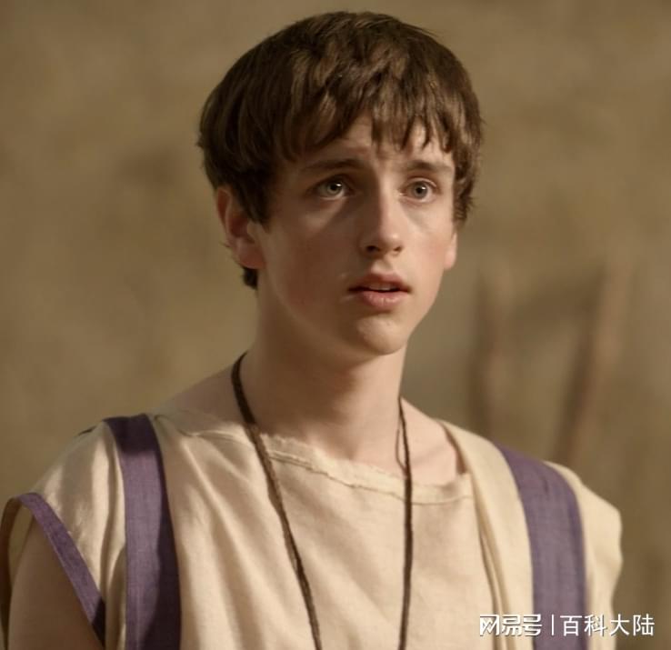 斯巴达克斯演员逝世,传奇永存