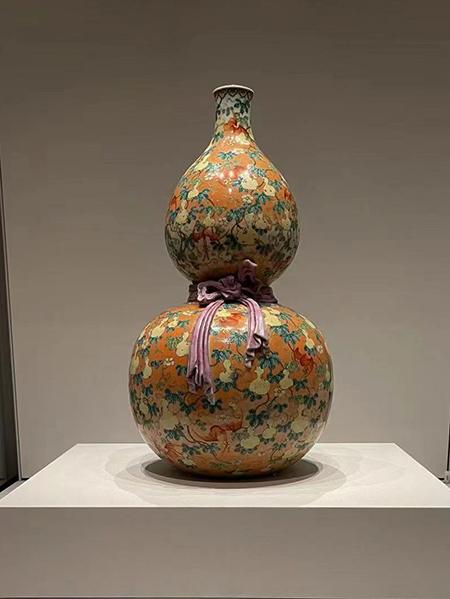 "三期必出一期香港免费"的:现象分析定义_别致版6.20