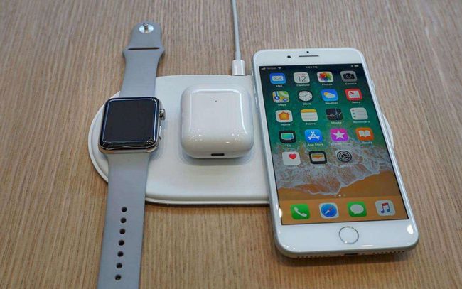 苹果新品重磅来袭，揭秘苹果8S Plus上市价格与心动体验！