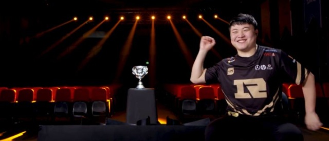 Uzi比赛视频回顾与赏析大全集