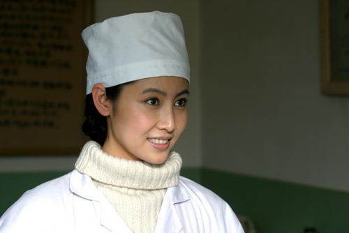 李芯逸主演电视剧，探寻自然美景与内心平静的旅程