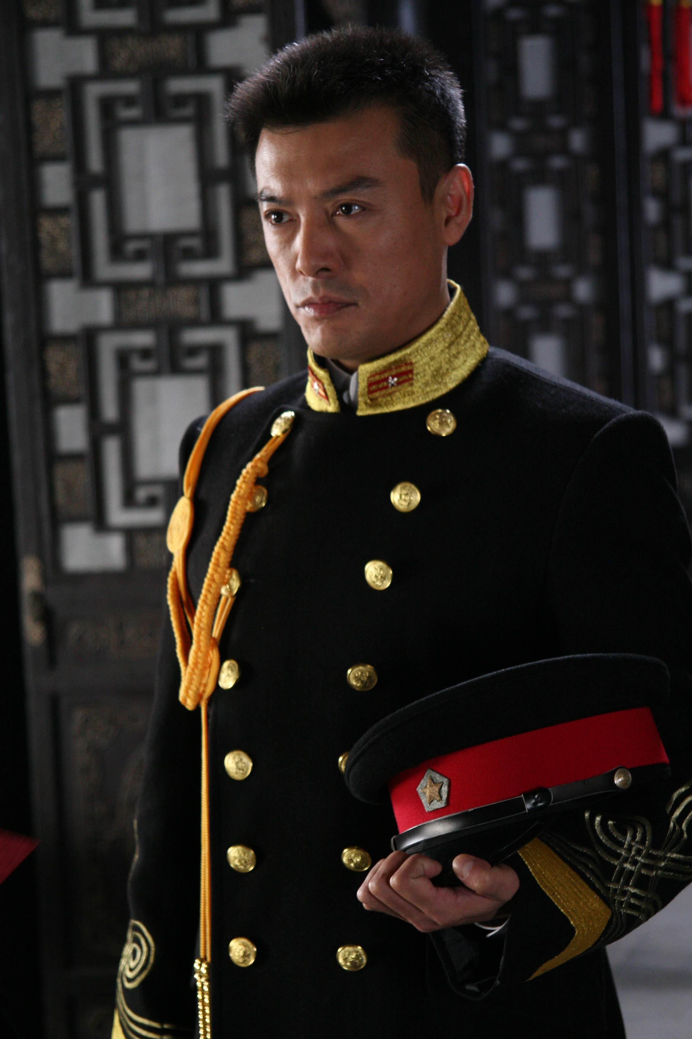 演员黄河的详细个人资料简介