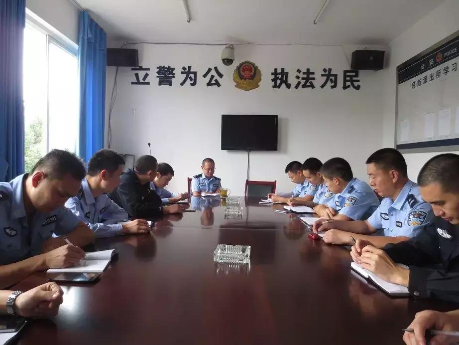 周末龙门阵新一期,友情的温暖与家的欢乐之夜