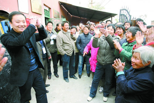 村官桃运新篇章，开启乡村振兴的桃花运之旅