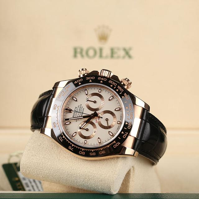 时光之轮，新款劳力士手表的温馨故事与时间的印记