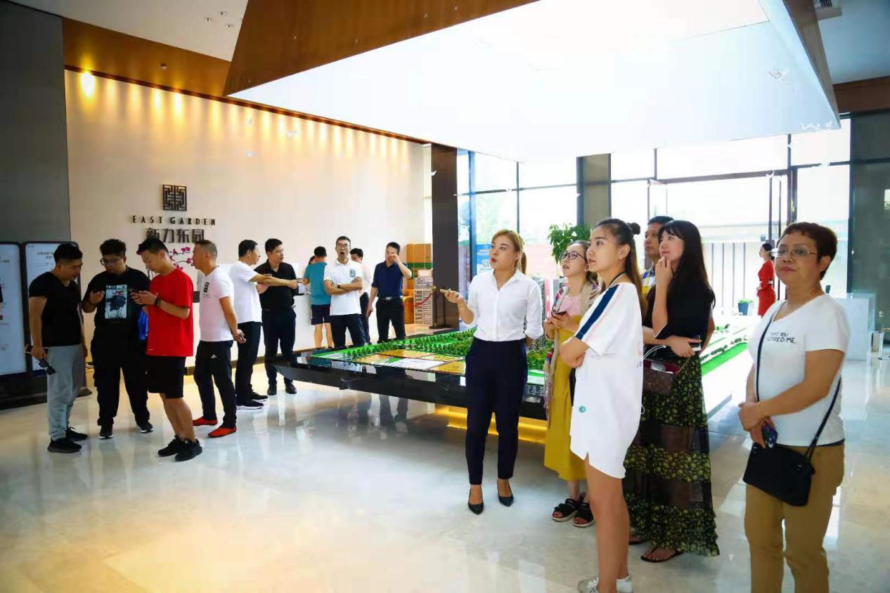 南昌新力时代广场最新动态，友情的温馨日常揭秘