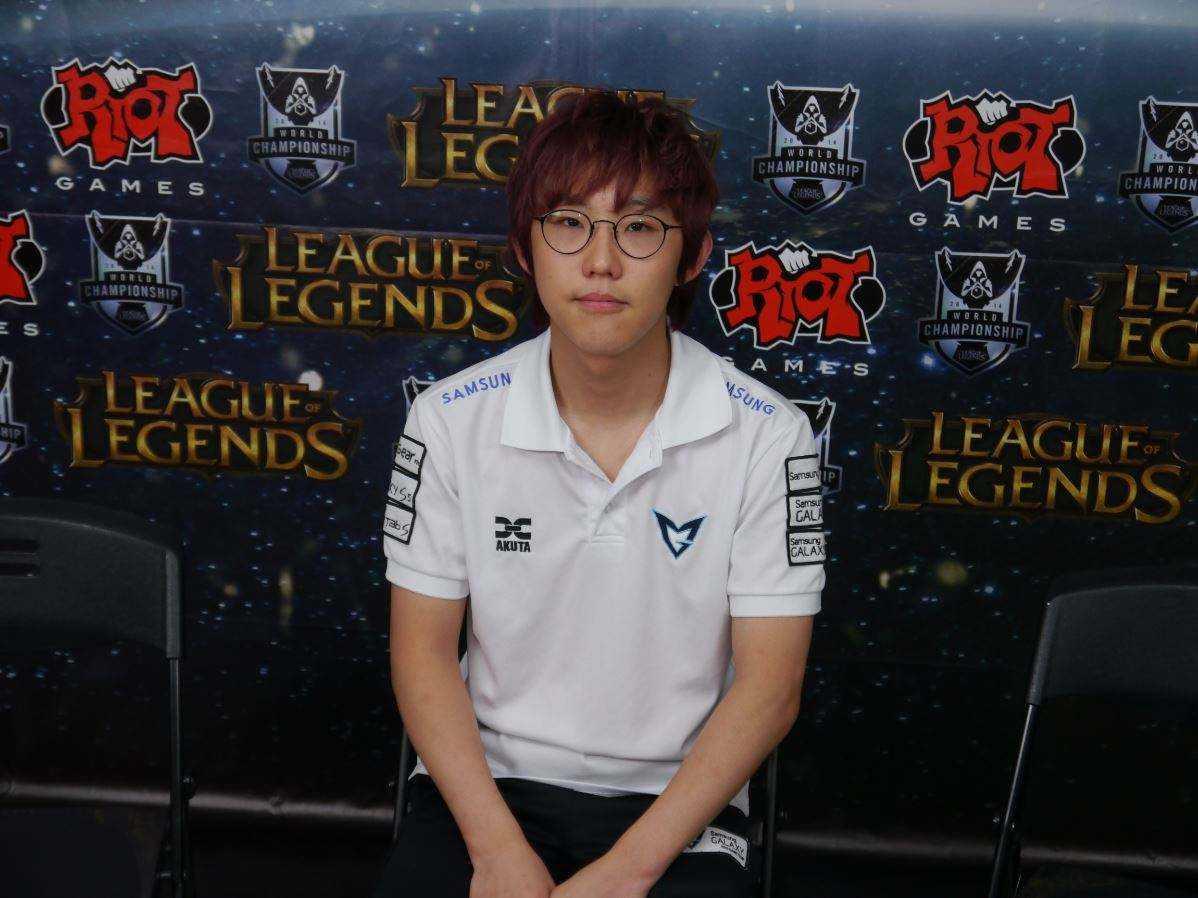 英雄联盟IG战队最新动态，小巷深处的电竞热血与独特风味