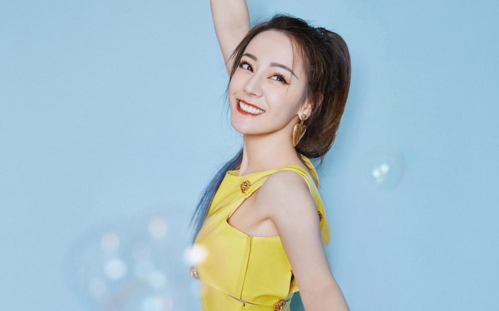 哪个明星最火,哪个明星最火，超越时代的璀璨之星——回顾某明星的背景、影响与地位