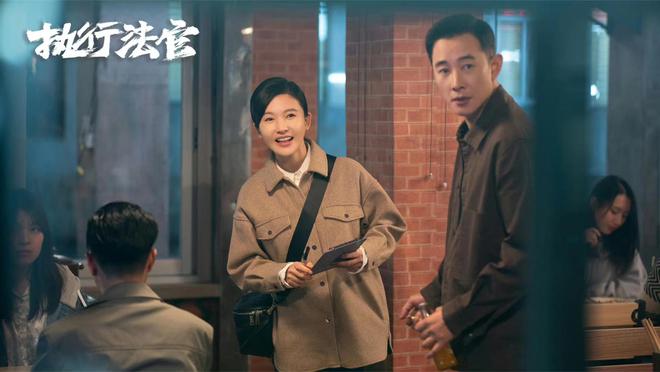 智能追剧新神器推出，电视剧播出进入智能时代，科技与生活完美融合开启新篇章！