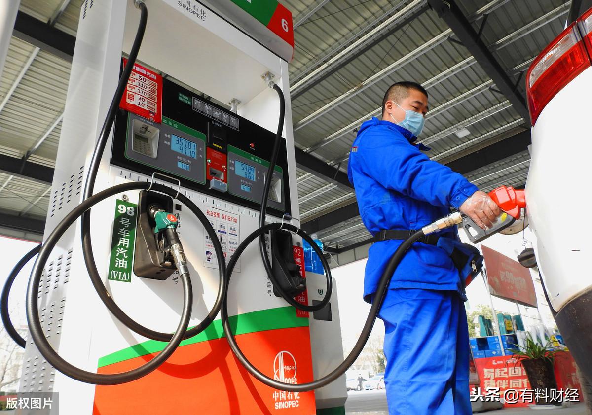 全球原油市场动态分析,油价波动与影响因素深度解析