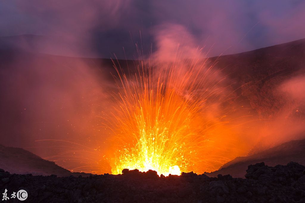火山口的2人电影，详细步骤指南与观影体验分享