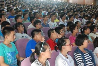 最新重要考试的高科技产品介绍